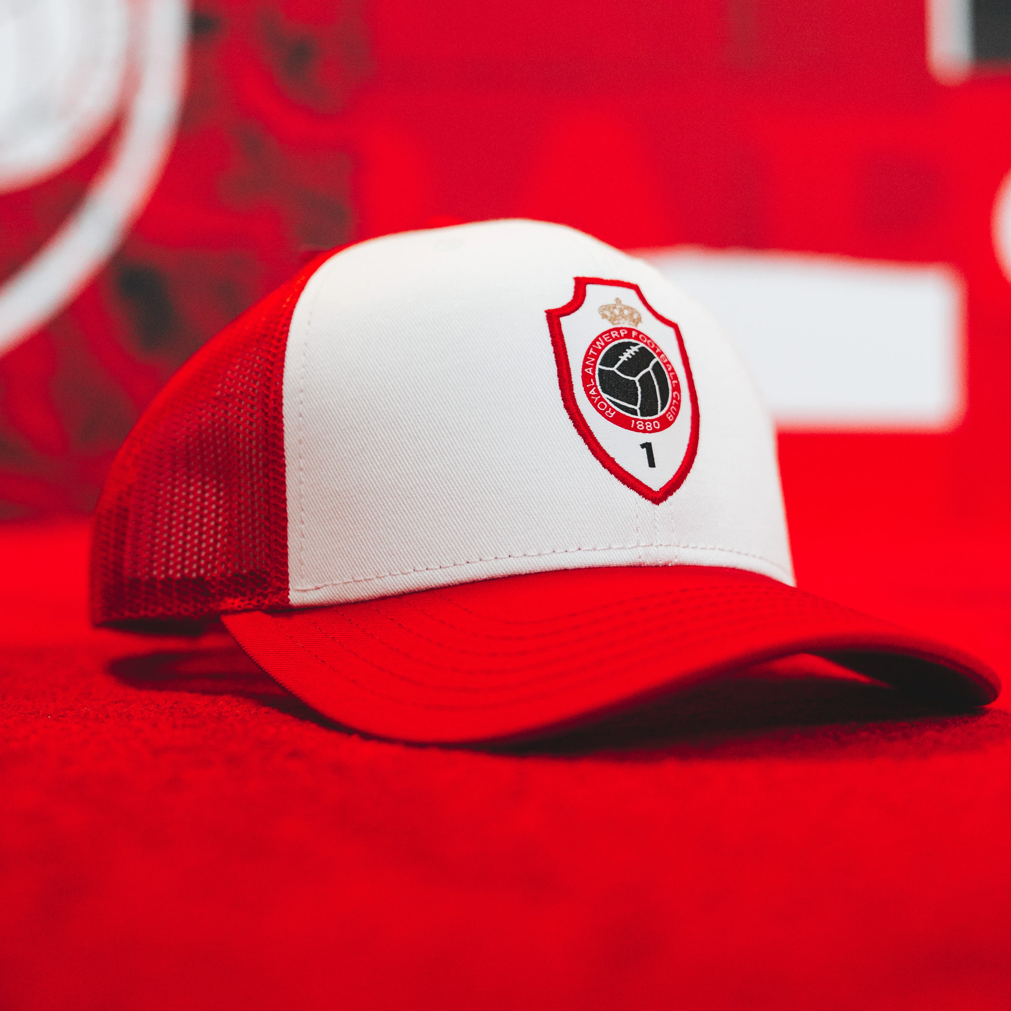 Trucker cap met logo RAFC - Image 2